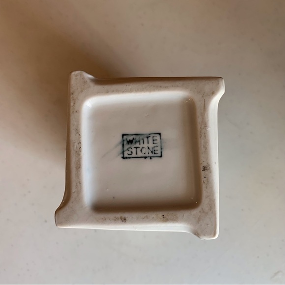Vintage White Stone Square Vase Floral Pottery Japan - Picture 5 of 6